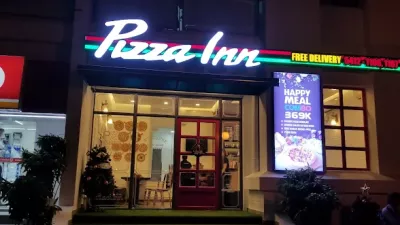 피자인 Pizza Inn 호치민 (7군) 푸미흥