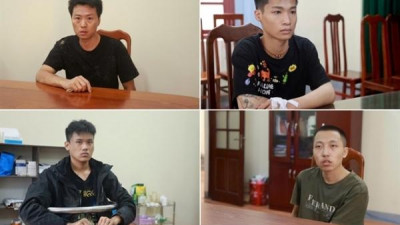 랑선성 경찰, 택시기사 흉기 난동 혐의로 외국인 4명 체포