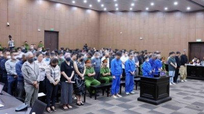 베트남 도박꾼들, 외국인 행세하며 풀만 호텔에서 불법 도박