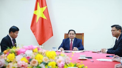 베트남과 싱가포르, 지역 과제 대응 위해 협력 강화 모색