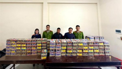 중부 응에안성, 불법 불꽃놀이 밀매 조직 해체