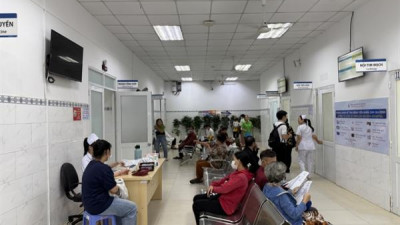 호찌민시, 저소득 및 준빈곤 가구 1만 5,000 가구에 건강보험료 보조